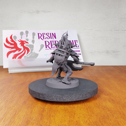 Crooked Crown Goblin Axe - Stance A