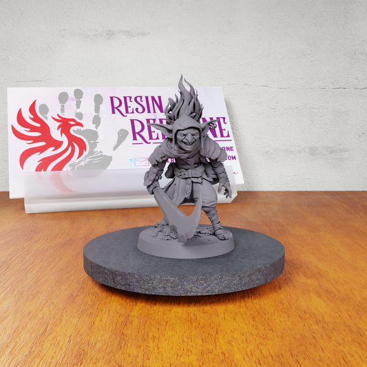 Crooked Crown Goblin with Sword - Stance A