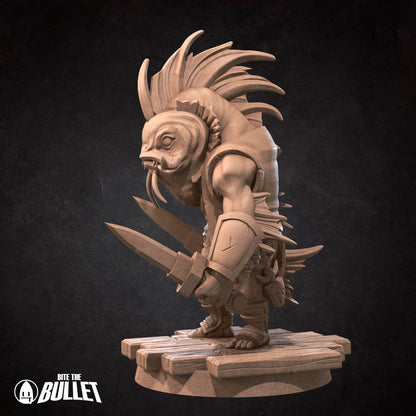 Dagger-Wielding Locathah Bandit