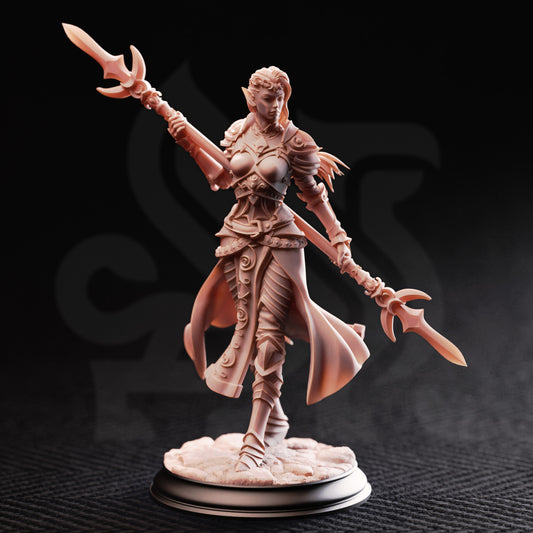 Ninera - Blade of the Crescent Moon
