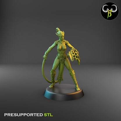 Dark Elf Female Whip Cultist of the Web 1