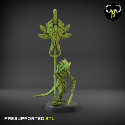 Nova Guard - Lizardman bannerman